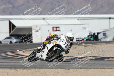 media/Jan-15-2026-Racers Edge (Thu) [[dfebeb70ab]]/2-A Group/Session 3 (Turn 16)/